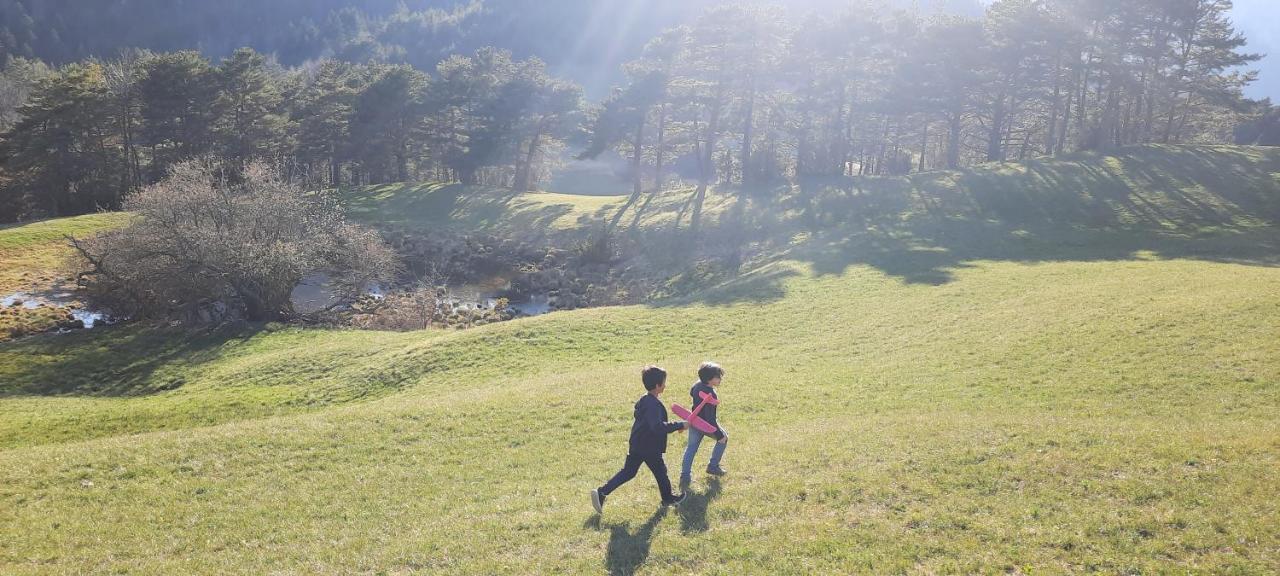 Le Gite Des Vagabonds Chichilianne Buitenkant foto
