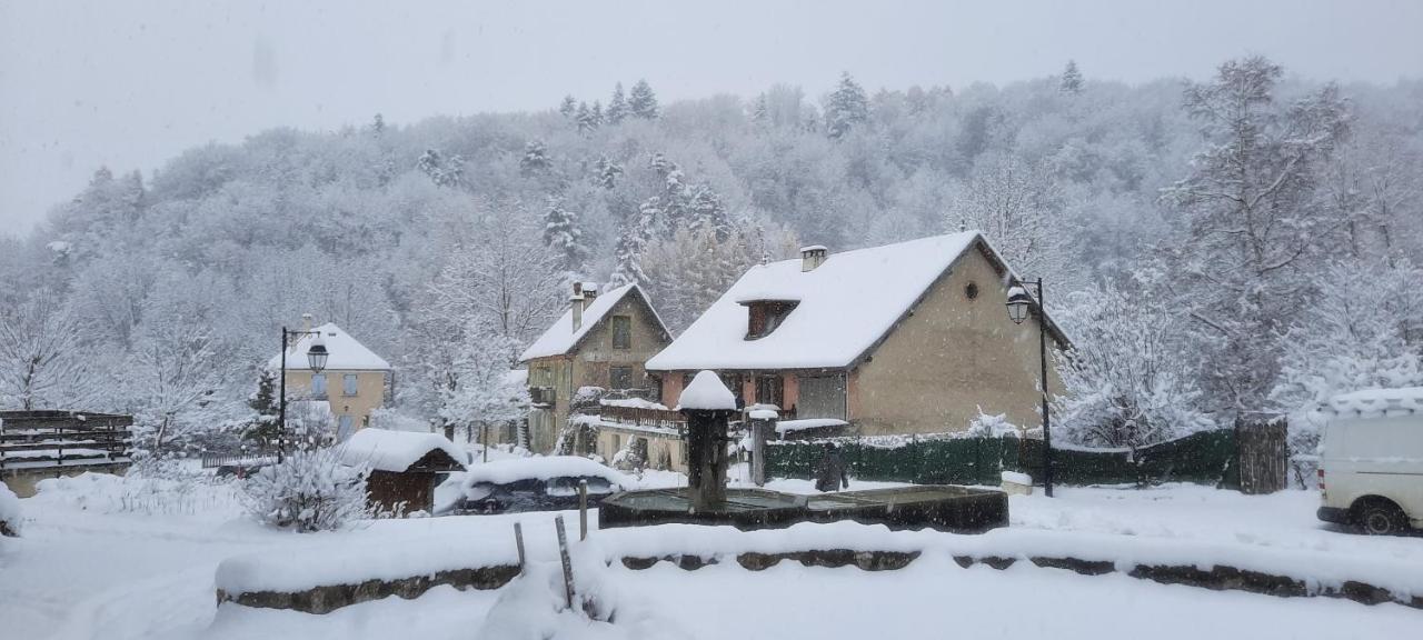 Le Gite Des Vagabonds Chichilianne Buitenkant foto